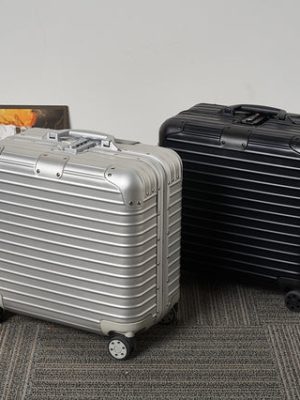 RIMOWA LUGGAGE