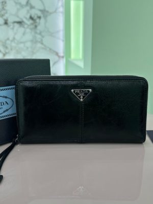 PRADA WALLET