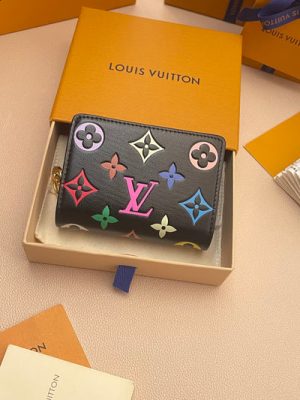 LV WALLET