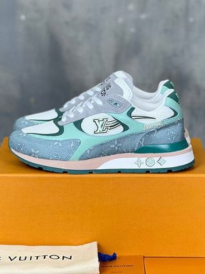 LV SNEAKER