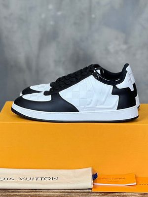 LV SNEAKER
