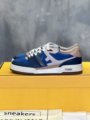 FENDI SNEAKER