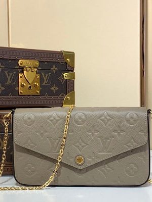 LV BAG (M82609)