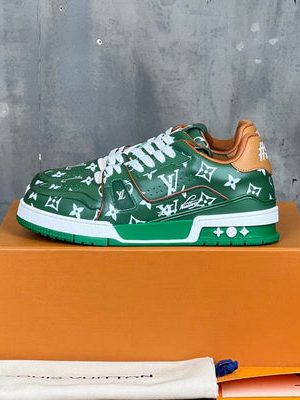 LV SNEAKER