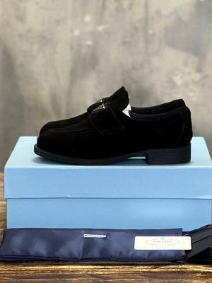 PRADA LOAFER