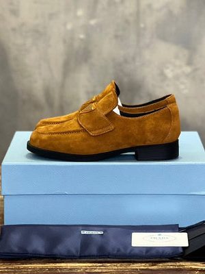 PRADA LOAFER