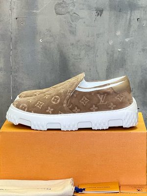 LV SNEAKER
