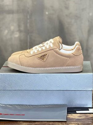 PRADA SNEAKER