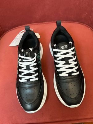 DIOR SNEAKER