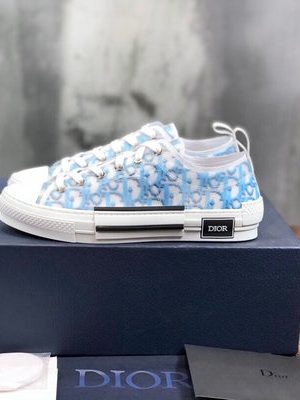 DIOR SNEAKER