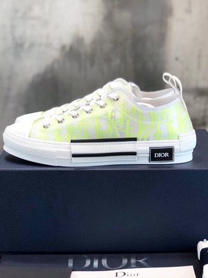 DIOR SNEAKER