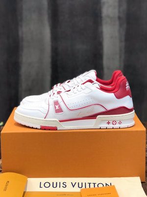 LV SNEAKER