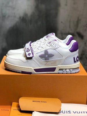 LV SNEAKER