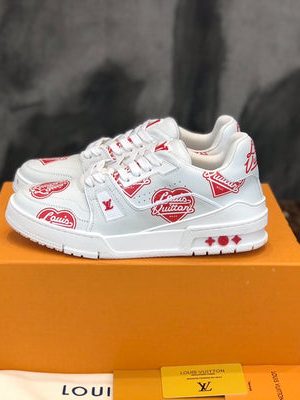 LV SNEAKER