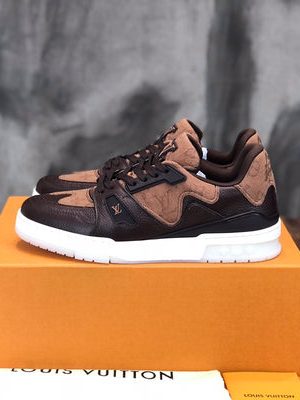 LV SNEAKER