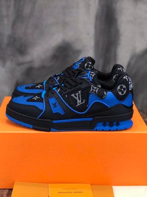 LV SNEAKER