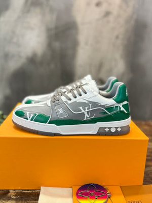 LV SNEAKER
