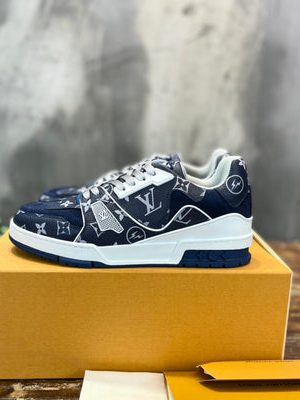 LV SNEAKER