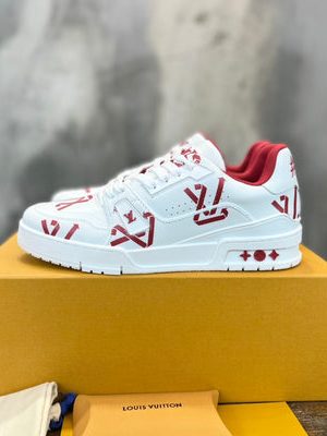 LV SNEAKER