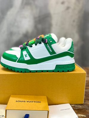 LV SNEAKER