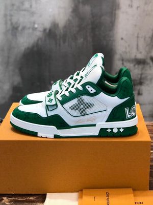 LV SNEAKER