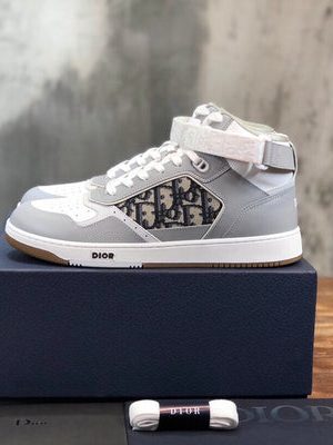 DIOR SNEAKER