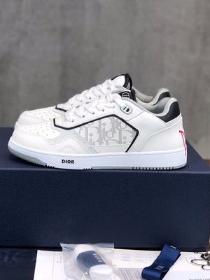 DIOR SNEAKER