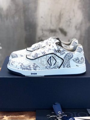 DIOR SNEAKER