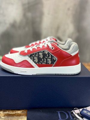 DIOR SNEAKER
