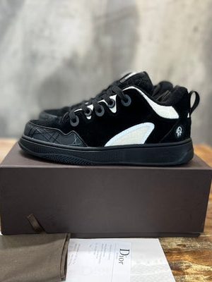 DIOR SNEAKER