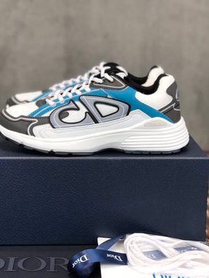 DIOR SNEAKER