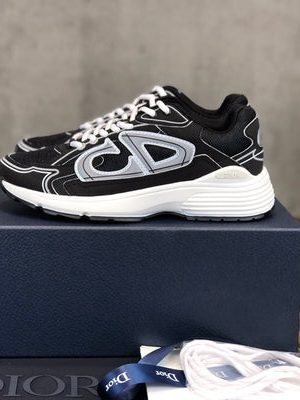 DIOR SNEAKER