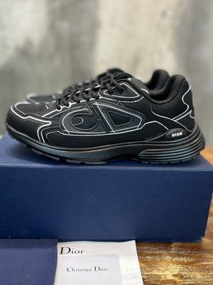 DIOR SNEAKER