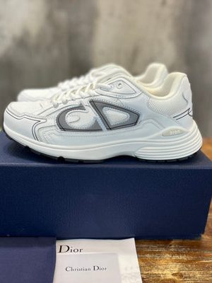 DIOR SNEAKER