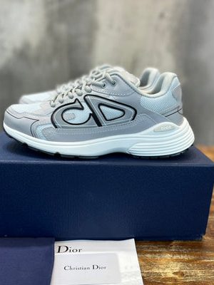 DIOR SNEAKER