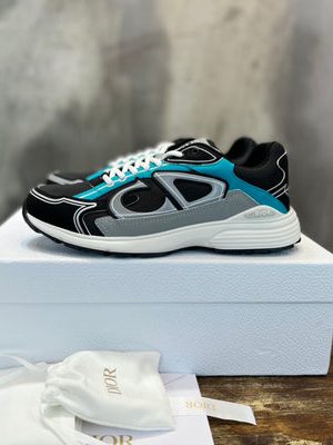 DIOR SNEAKER