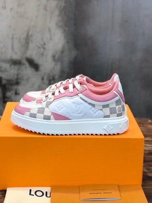 LV SNEAKER