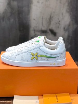 LV SNEAKER