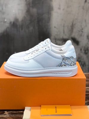 LV SNEAKER