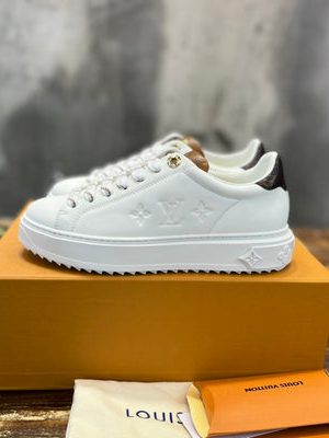 LV SNEAKER