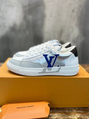LV SNEAKER