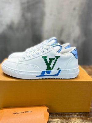 LV SNEAKER