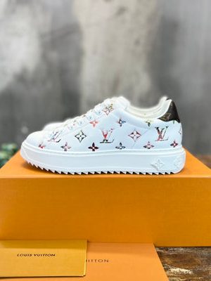 LV SNEAKER