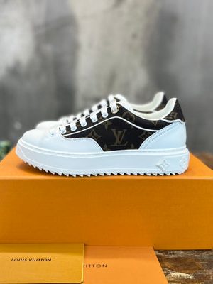 LV SNEAKER
