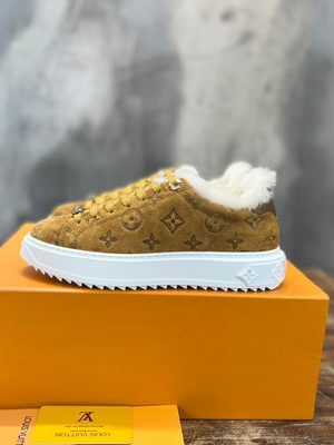 LV SNEAKER