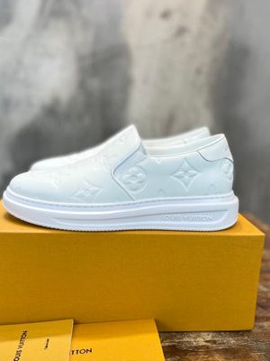 LV SNEAKER