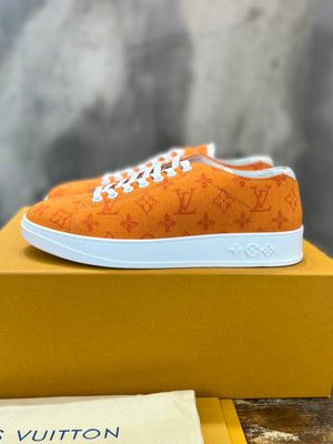 LV SNEAKER