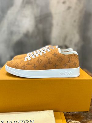 LV SNEAKER