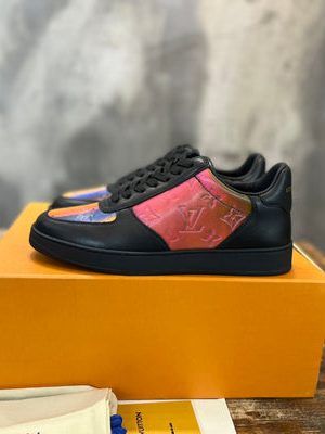 LV SNEAKER