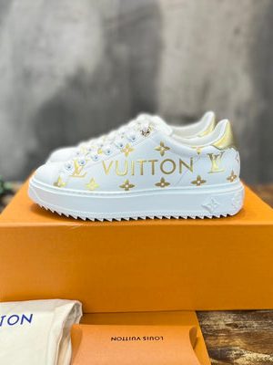 LV SNEAKER